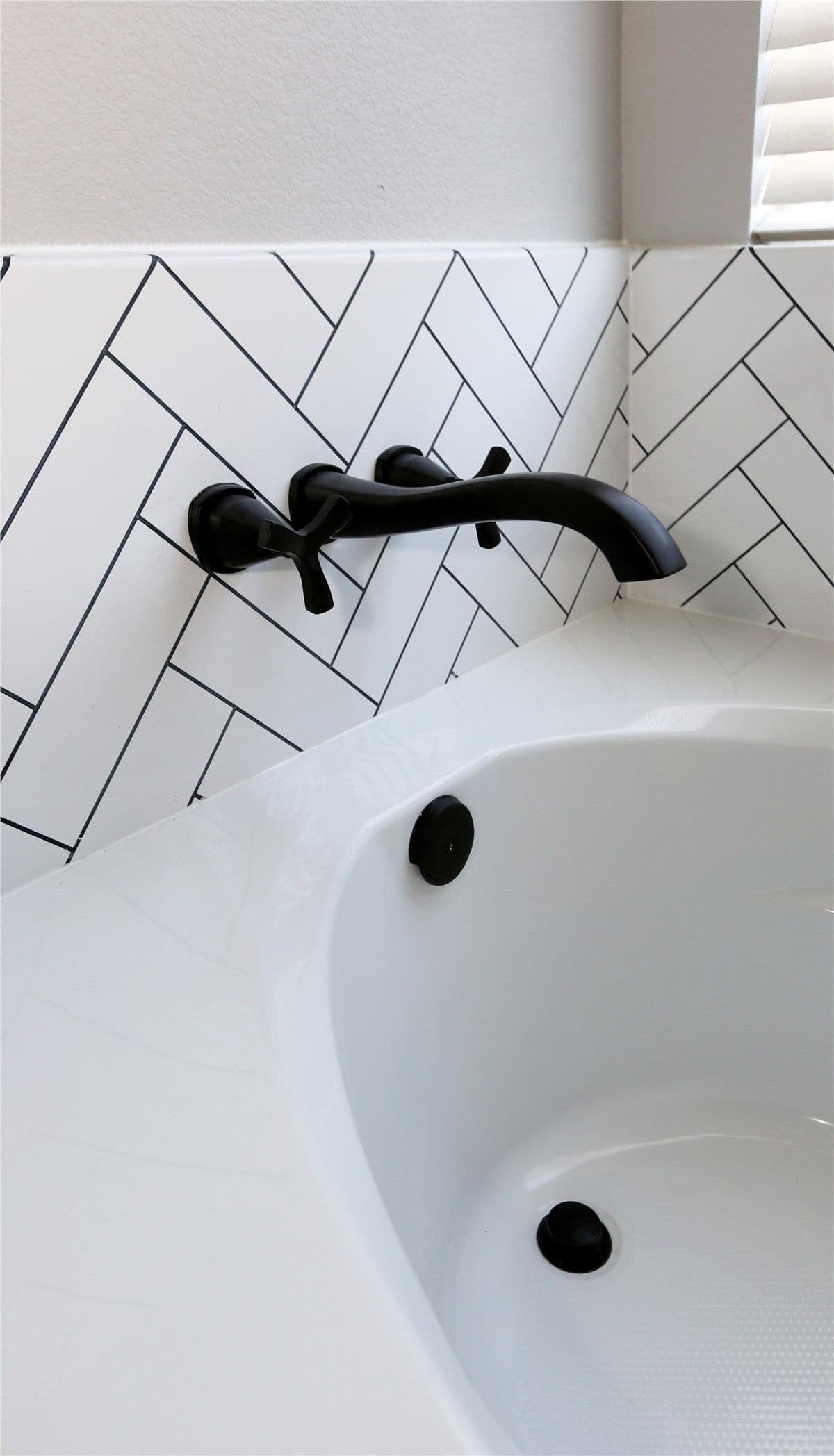 bathtub-image-2